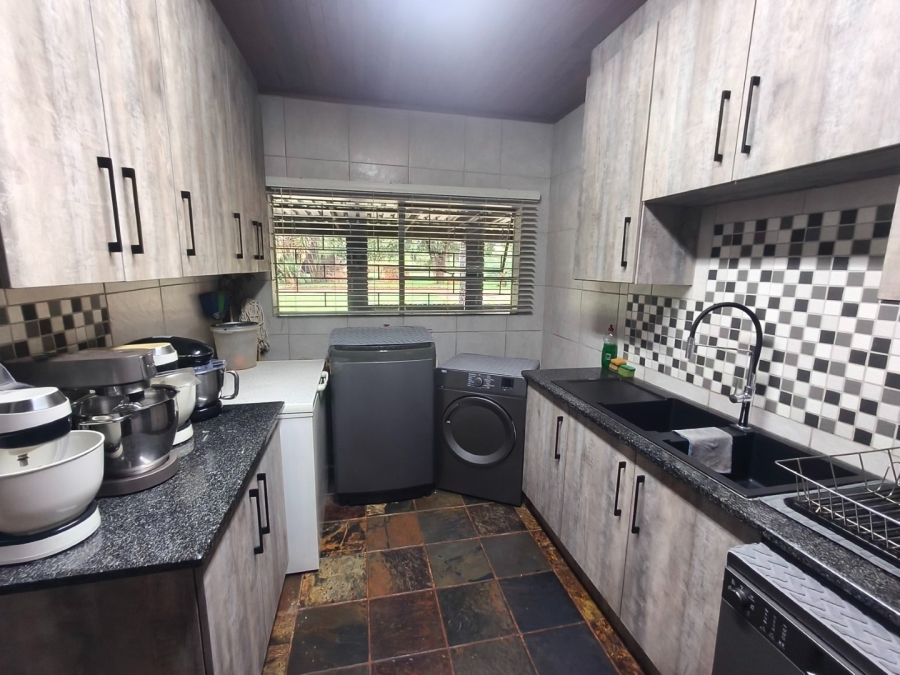 3 Bedroom Property for Sale in Rustenburg Rural North West